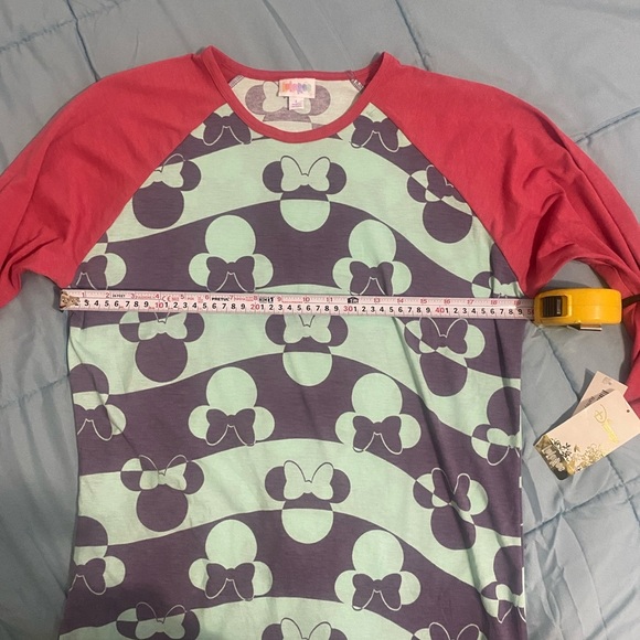 Disney Red and Green Raglan T-Shirt 3/4 Sleeve - Picture 10 of 11